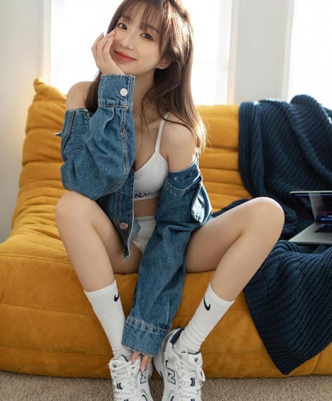 Hình Avatar Gái Xinh Xu Hướng Quyến Rũ Nền Giải Trí Và Xã Hội Hiện Đại