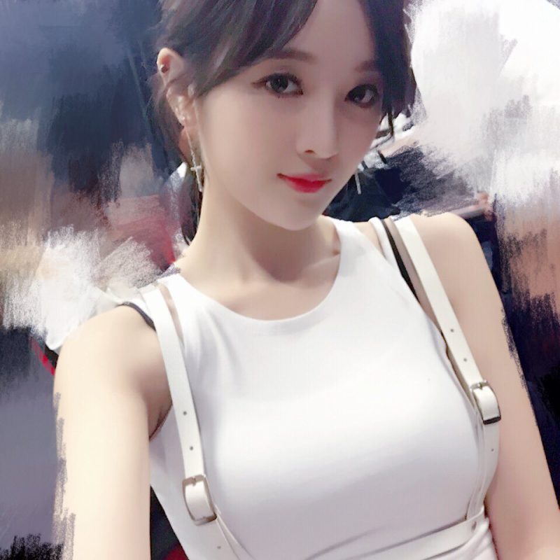 Ảnh Gái Xinh 2022 Vượt Ra Ngoài Giới Hạn Của Vẻ Đẹp Truyền Thống Và Khám Phá Sự Quyến Rũ Tự Nhiên
