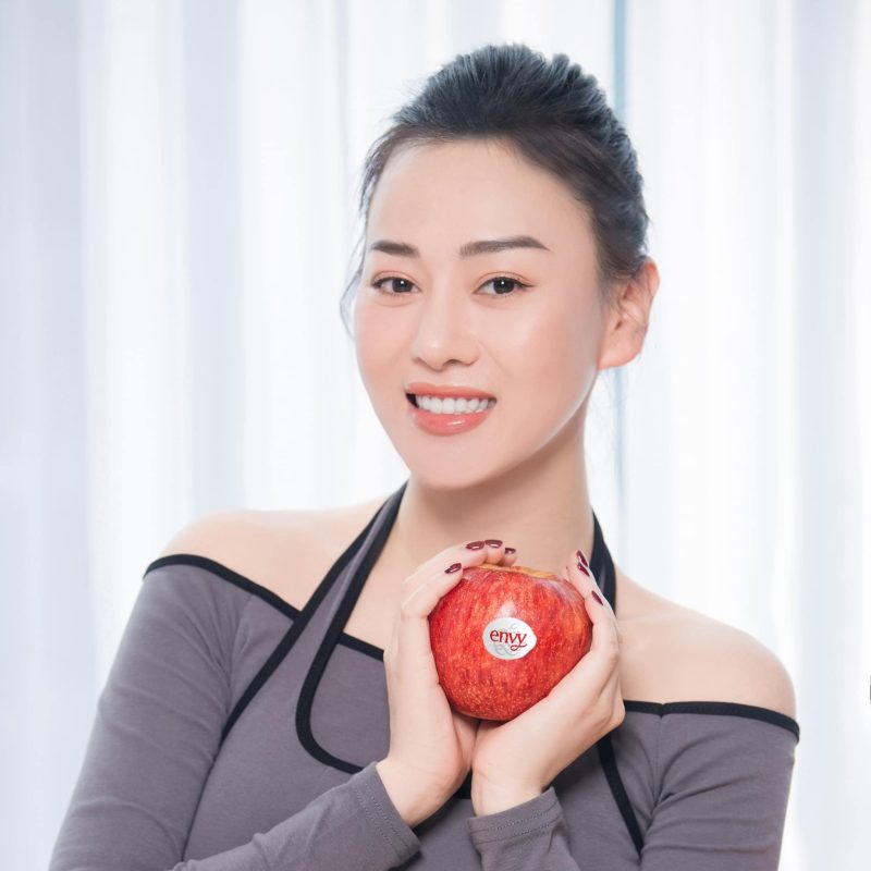 Vẻ Đẹp Quyến Rũ Những Bí Mật Của Vòng Eo Ảnh Gái Xinh Đầm Sen Gây Sốt Màn Hình