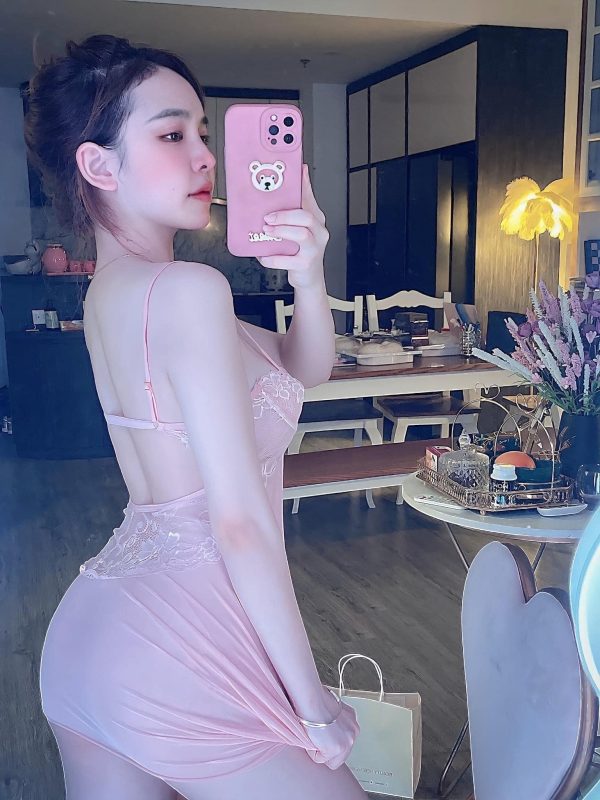 Gái Đẹp Nha Trang Sức Hút Không Thể Cưỡng Lại Của Vẻ Đẹp Quyến Rũ Mùa Hè