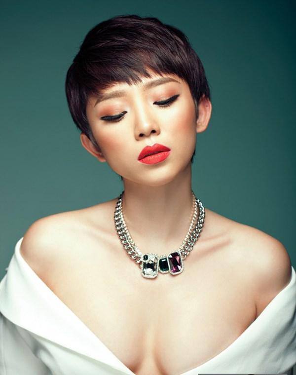 Hình Vẽ Cô Gái Đơn Giản Cute Khám Phá Vẻ Đẹp Quyến Rũ Trong Từng Khoảnh Khắc