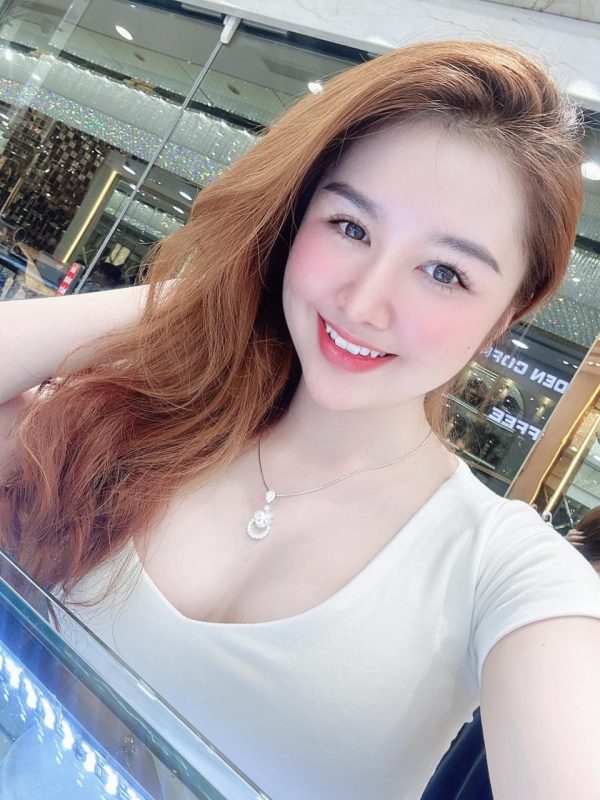 Ảnh Con Gái Xinh Đẹp Vấn Đề Nhức Nhối Của Xã Hội Hiện Đại